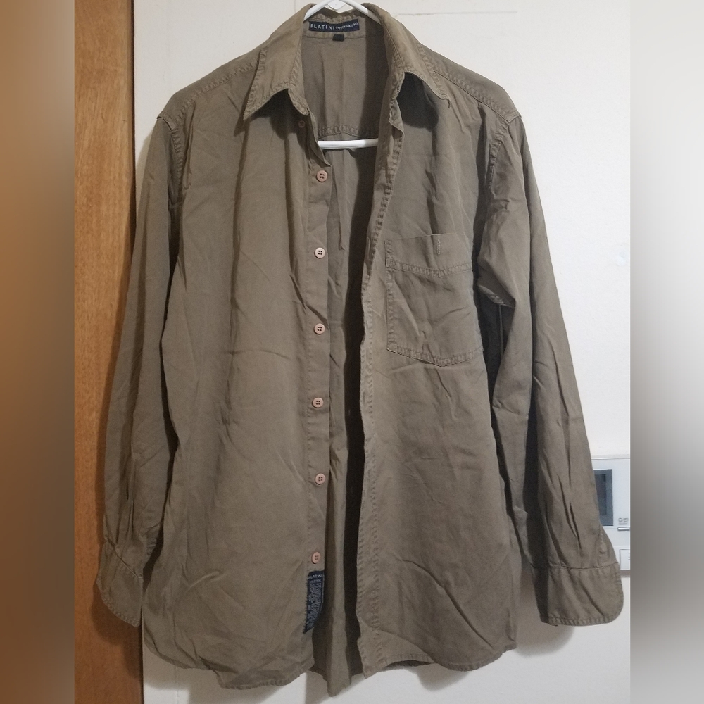Men Modern Dress Shirt long sleeve 1 left pocket. 3 shirt * $12.00